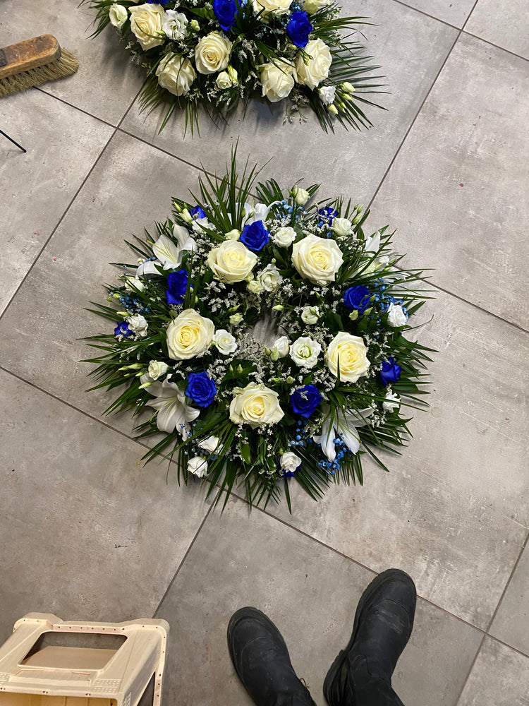 Funeral ring wreath